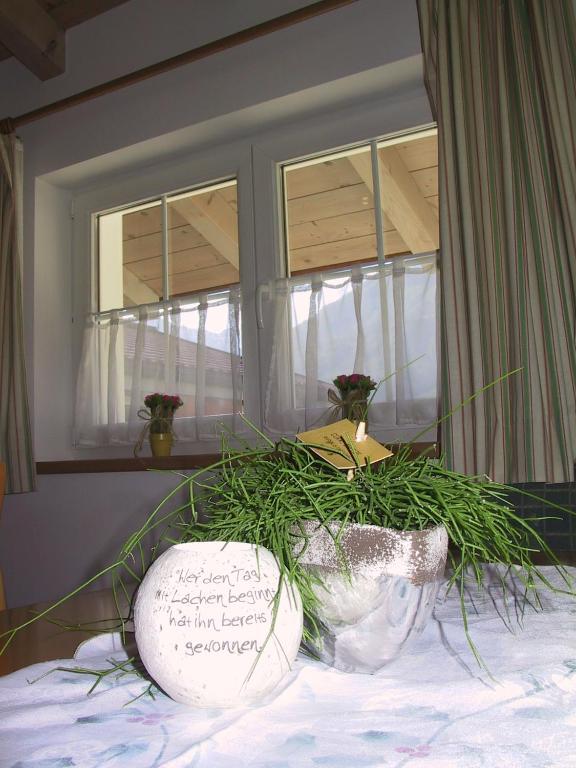 Appartement Alexandra Neukirchen am Großvenediger Zimmer foto